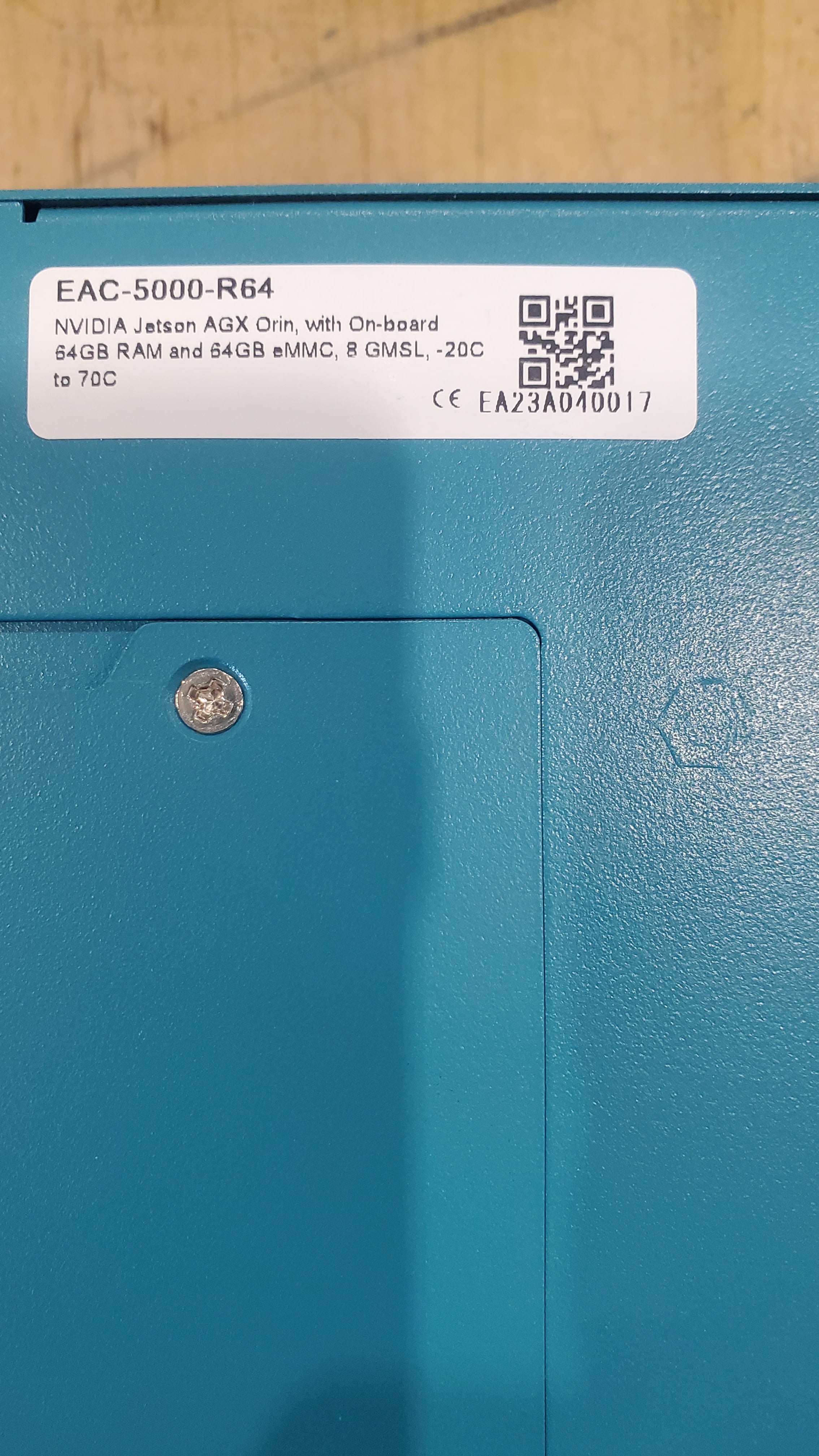 Vecow EAC-5000-R64
